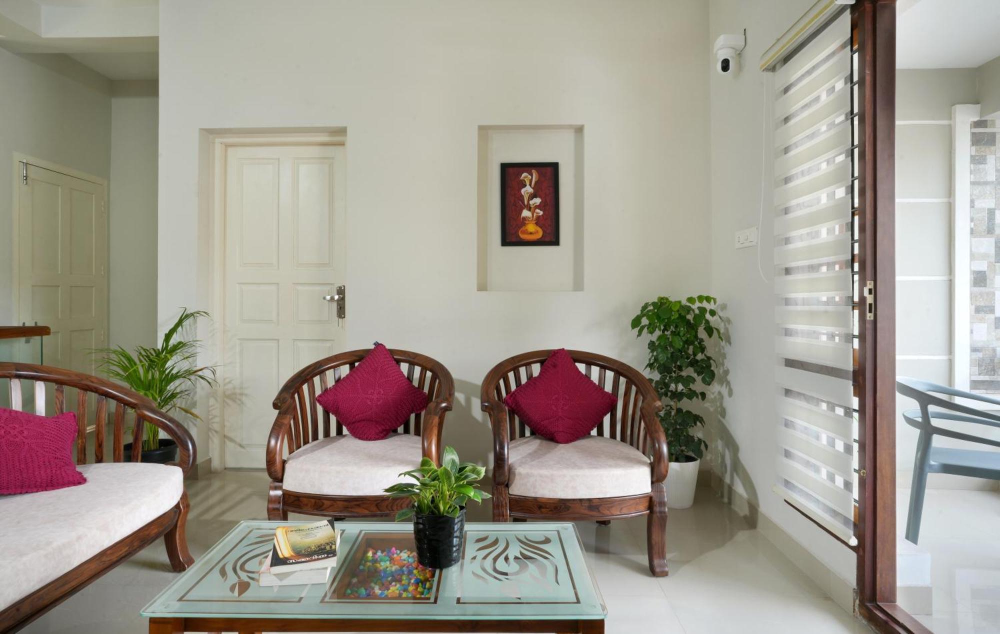 Swapna Home Suites Nedumbassery Esterno foto
